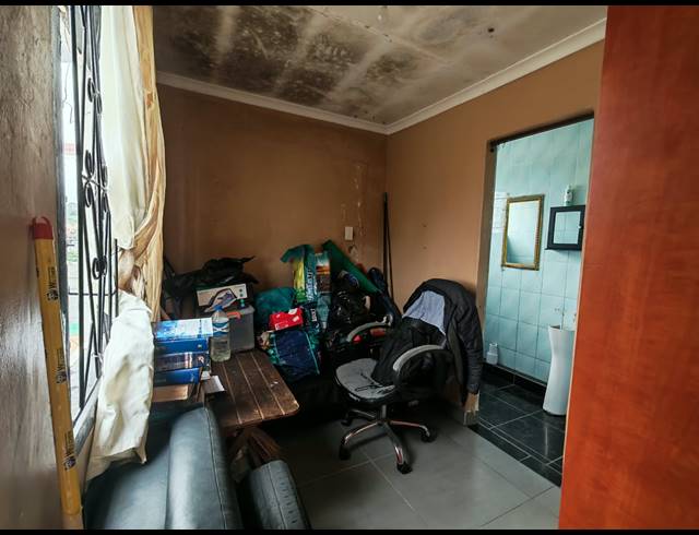 3 BEDROOM HOUSE FOR SALE IN TRENANCE PARK